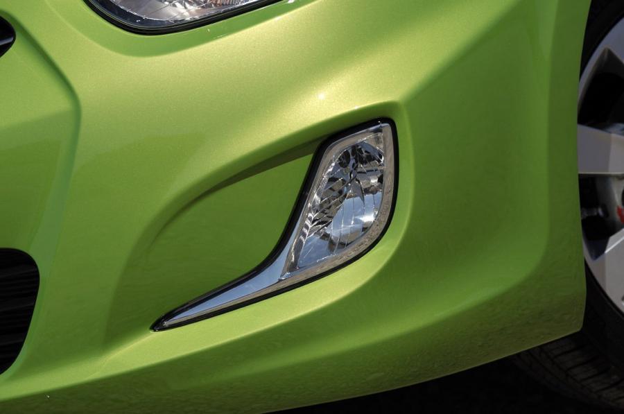  Hyundai Accent Green 2012 года  (фото 3 из 27)